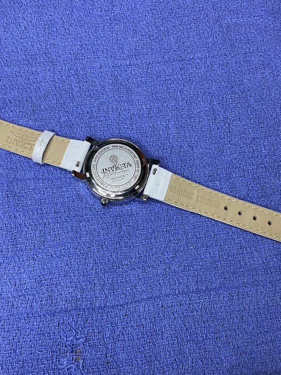 Invicta Wildflower Watch in Good Condition main image 12